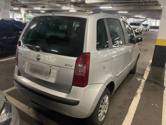 FIAT IDEA 1.4 MPI ELX 8V FLEX 4P MANUAL FIAT IDEA 1.4 MPI ELX 8V FLEX 4P MANUAL